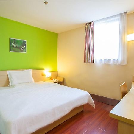 7Days Inn Bazhong Nanchi South Road Phoenix City ภายนอก รูปภาพ