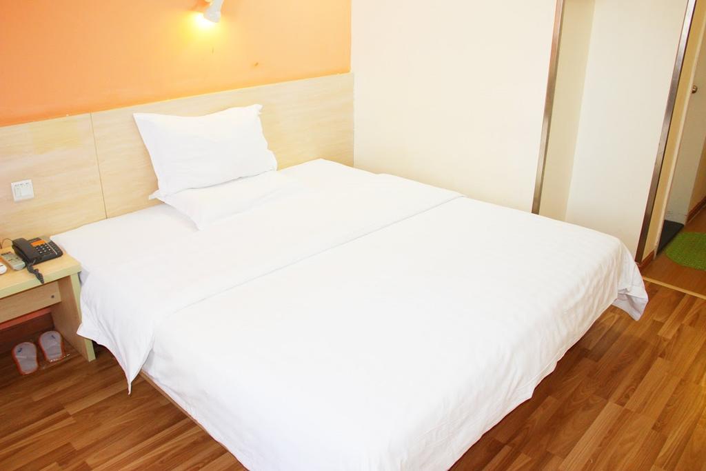 7Days Inn Bazhong Nanchi South Road Phoenix City ภายนอก รูปภาพ