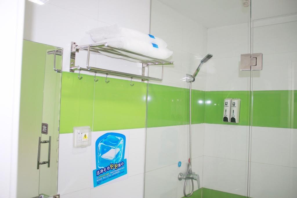 7Days Inn Bazhong Nanchi South Road Phoenix City ภายนอก รูปภาพ