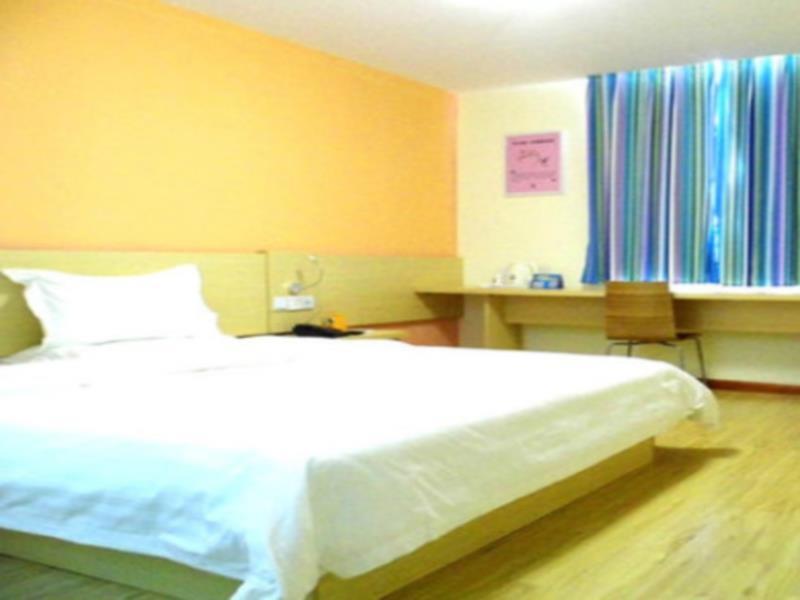 7Days Inn Bazhong Nanchi South Road Phoenix City ภายนอก รูปภาพ